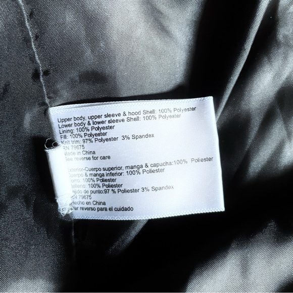 Michael Kors Boys 3T Puffer Jacket Black Camo Hooded Winter Coat - Picture 9 of 9